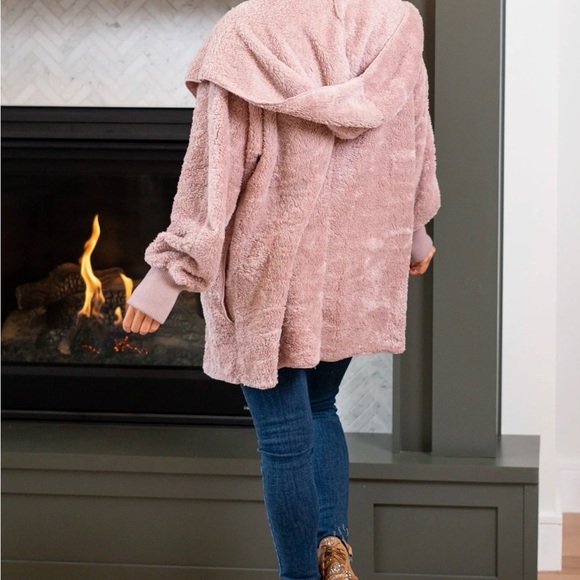 American Blues Hem & Thread Cozy Sherpa Jacket in Dusty Lilac - Picture 2 of 6